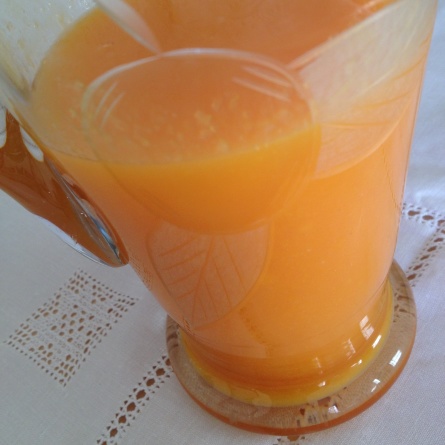Smoothie de mangue et d'agrumes