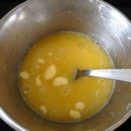 La préparation de la lemon curd